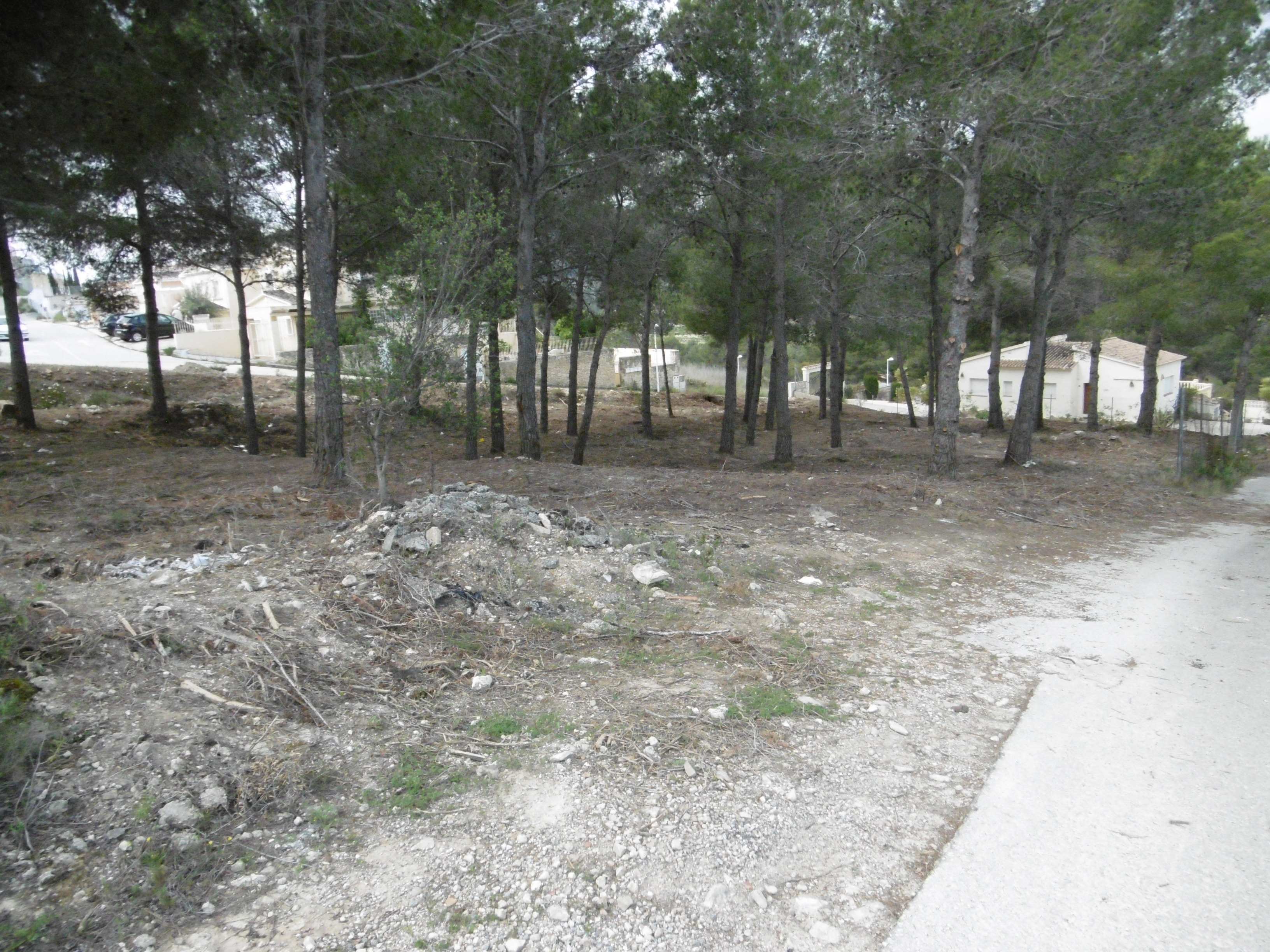 PLOT IN CALPE WITH MOUNTAIN VIEWS